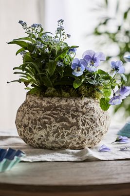 Maritime Round Shoulder Planter