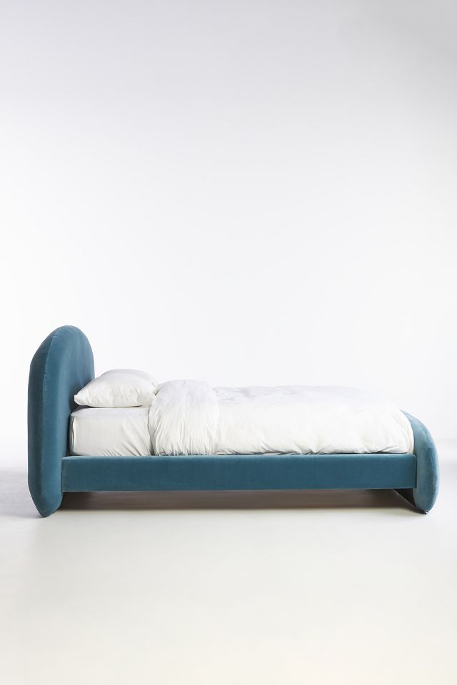 Opal Performance Velvet Pebble Bed | Modern Style