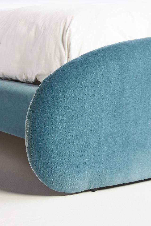 Opal Performance Velvet Pebble Bed | Modern Style