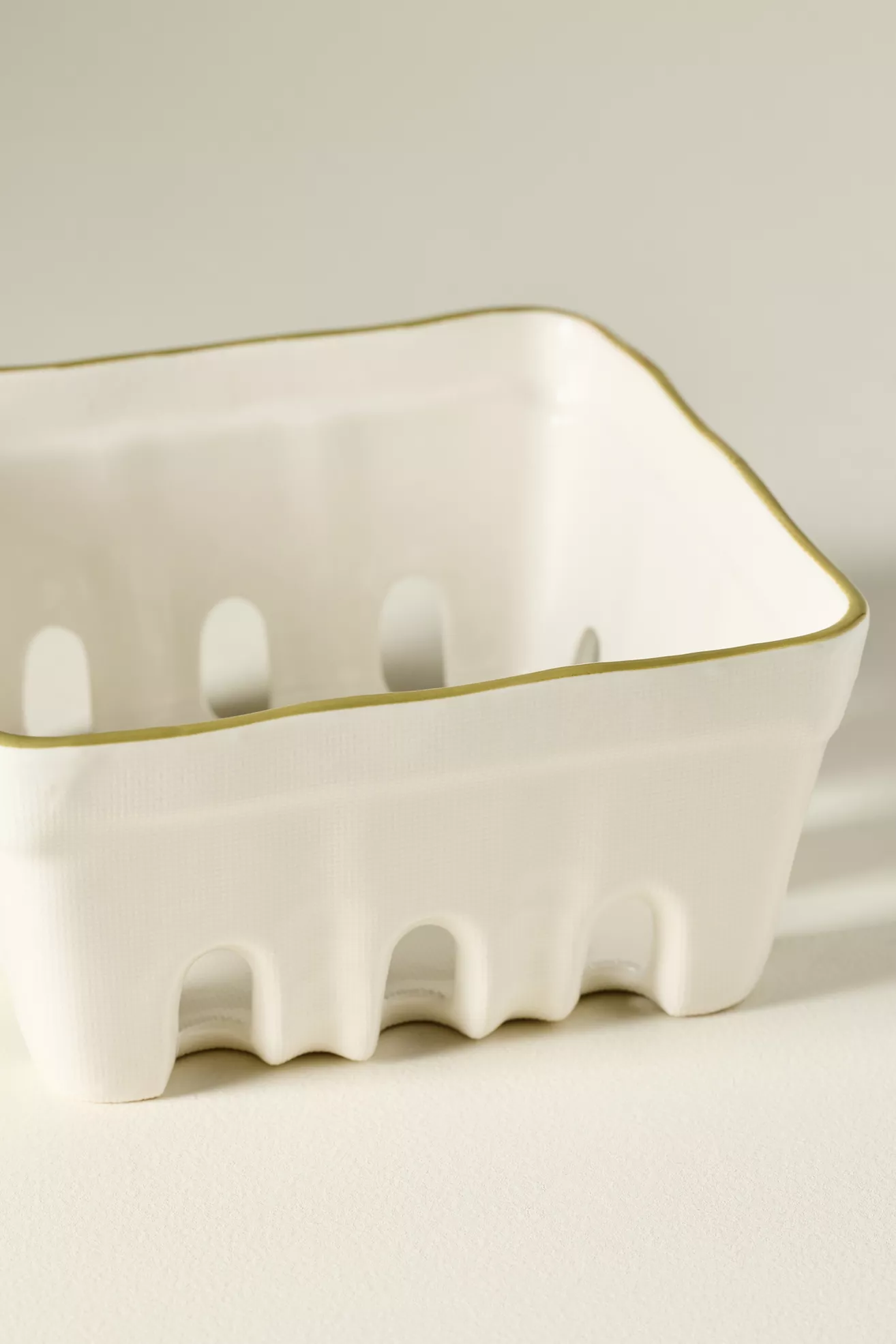 Linnea Stoneware Fruit Basket - thumbnail 7