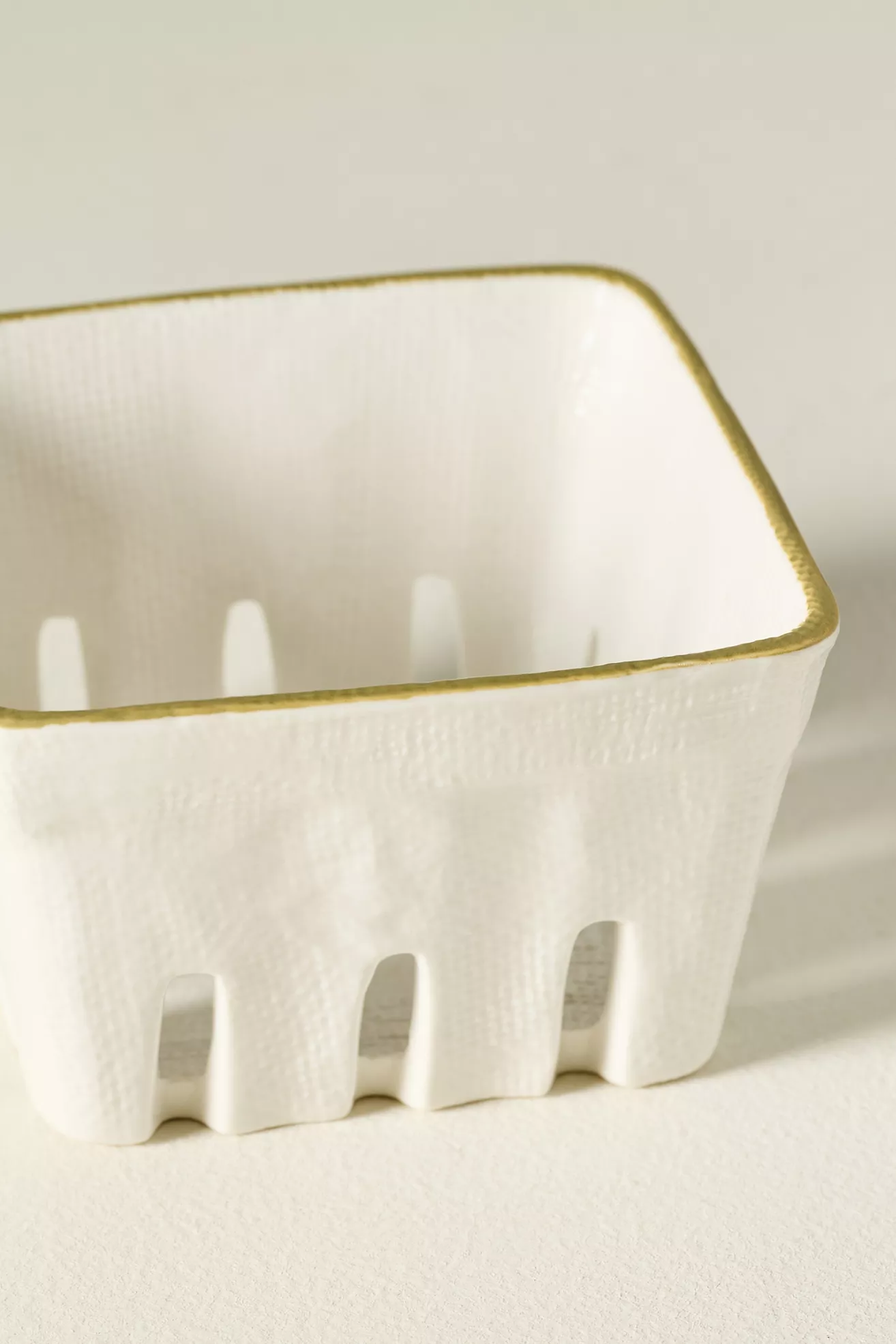 Linnea Stoneware Fruit Basket - thumbnail 9