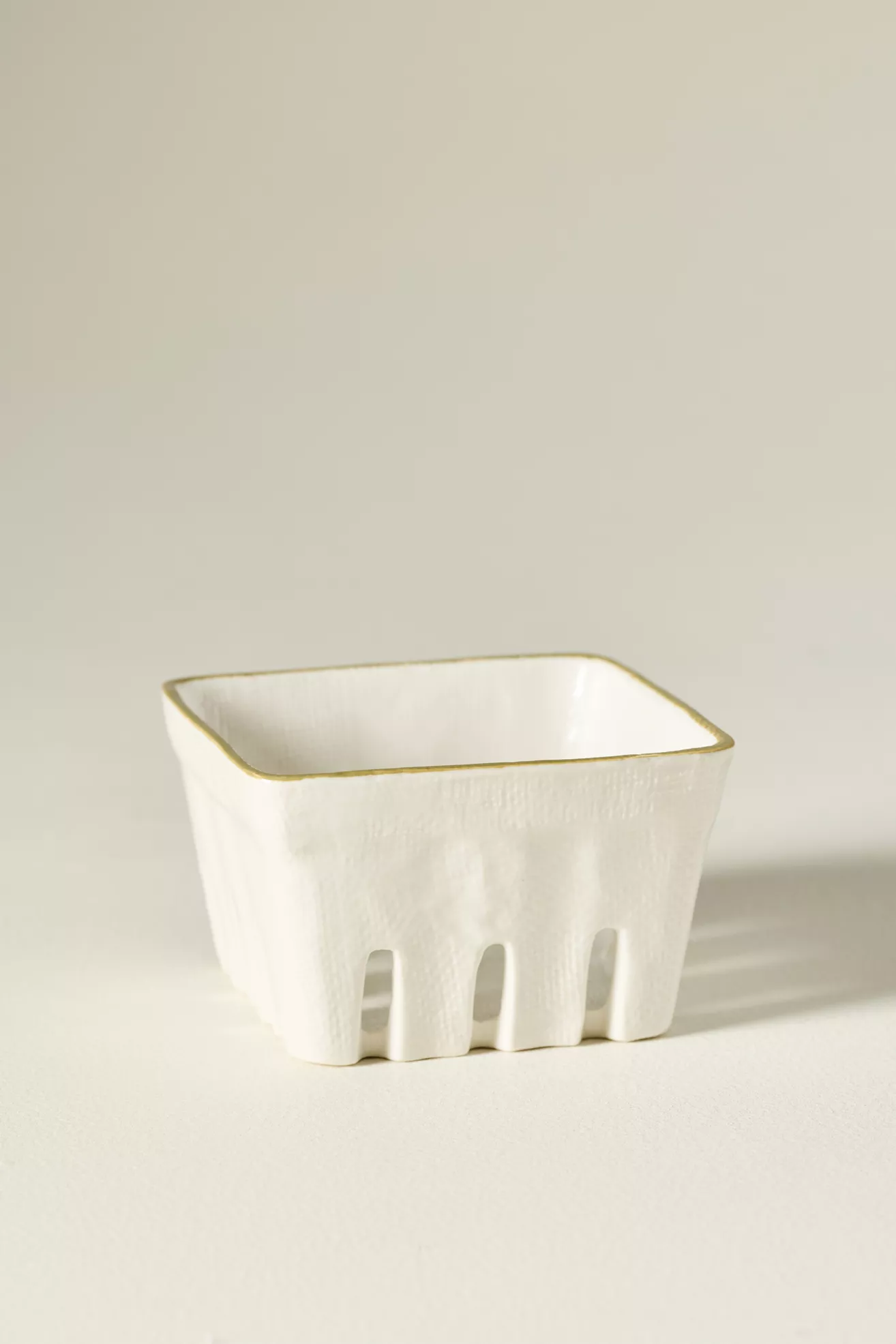 Linnea Stoneware Fruit Basket - thumbnail 4