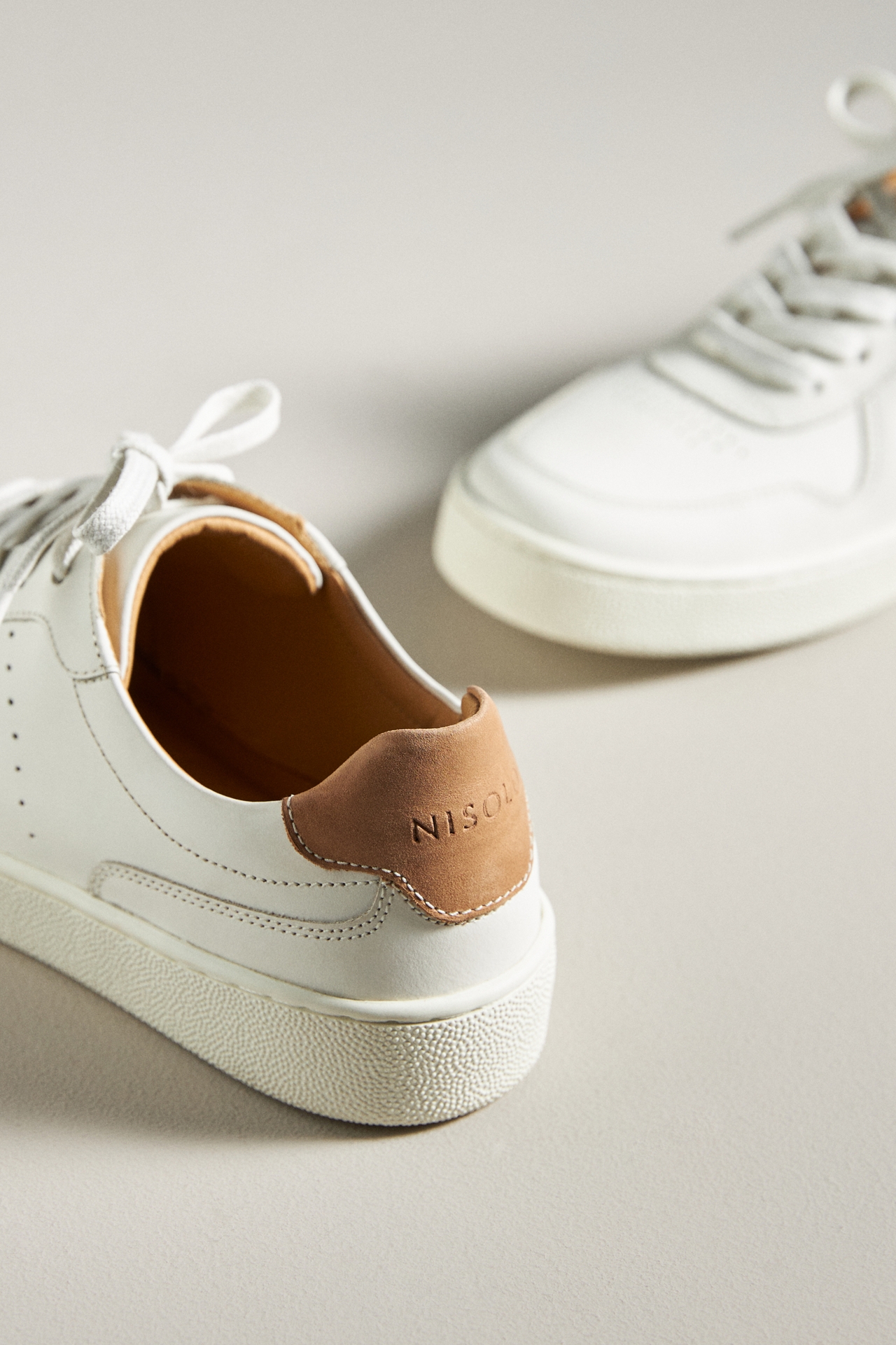 Nisolo Bria Go-To Court Sneakers