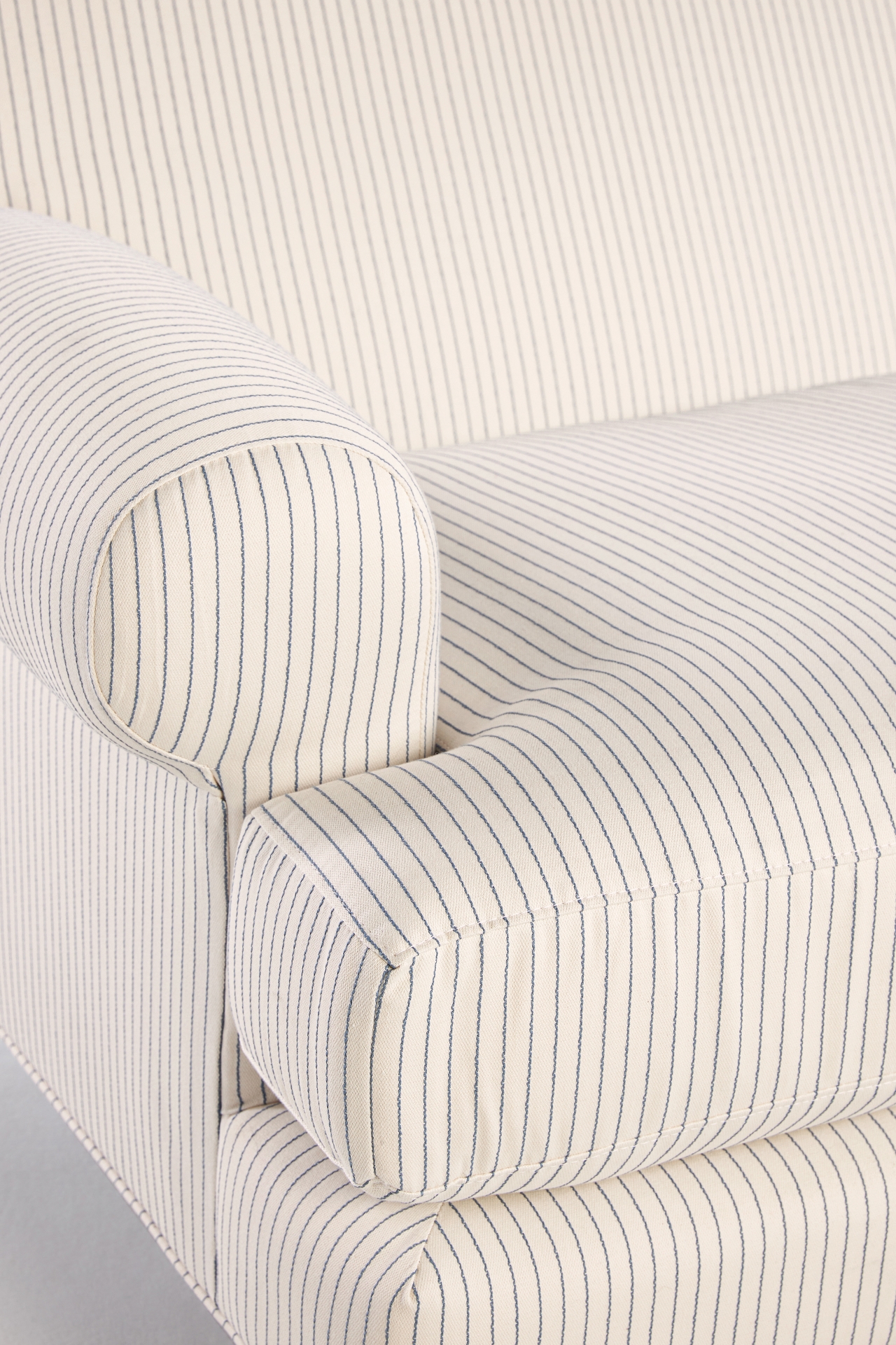 Sorrento Stripe Willoughby Two-Cushion Sofa