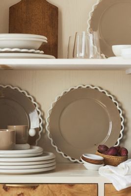 Sasha Stoneware Dinner Plate