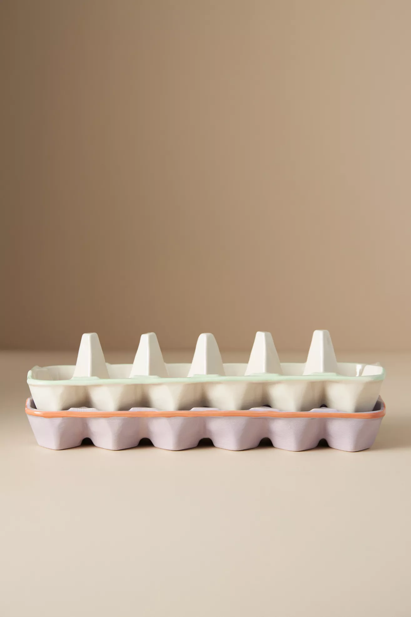 Linnea Stoneware Egg Crate - thumbnail 2