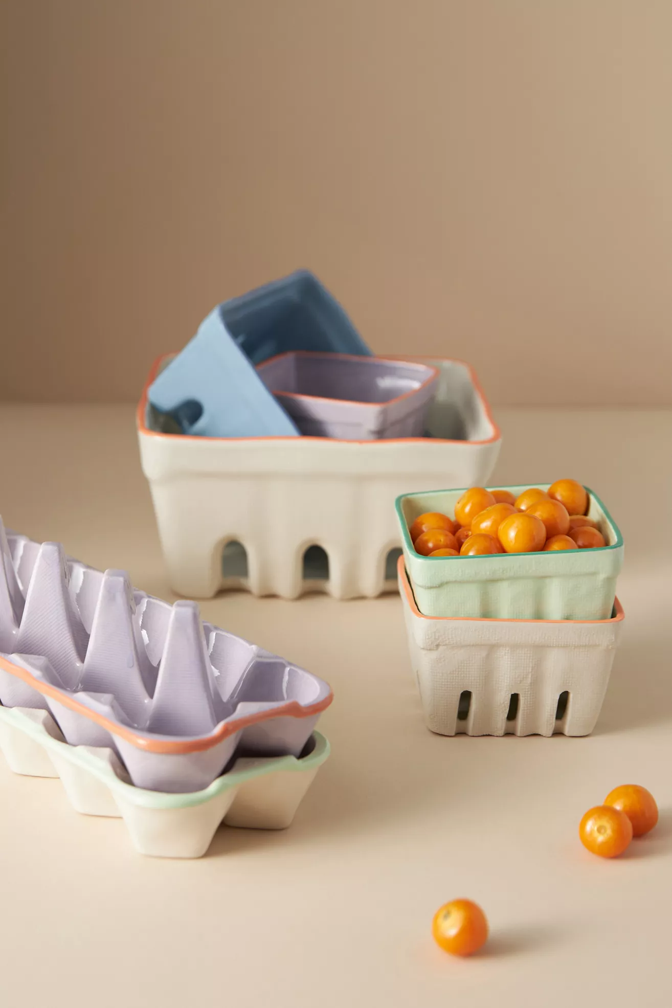 Linnea Stoneware Egg Crate - thumbnail 3