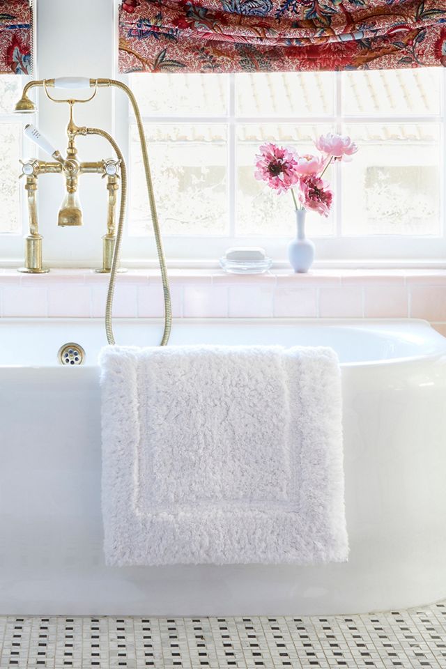 White Square Cotton Bath Rug with Removable Foam Insert