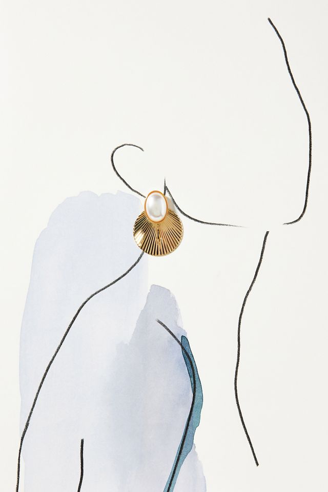Ribbed Shell Pearl Earrings #2