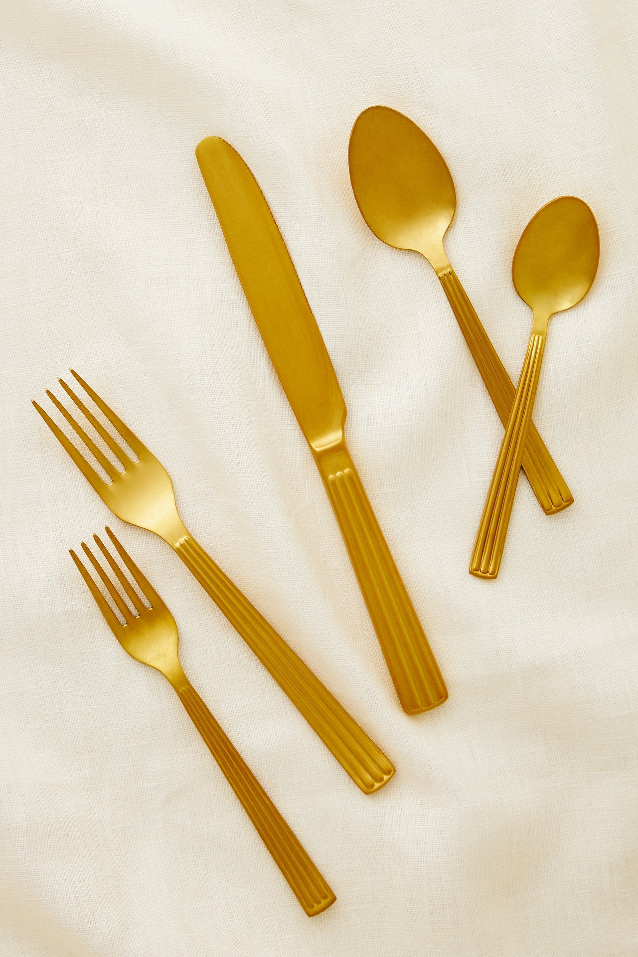 Sole Vintage Finish Flatware 5-Piece Place Setting