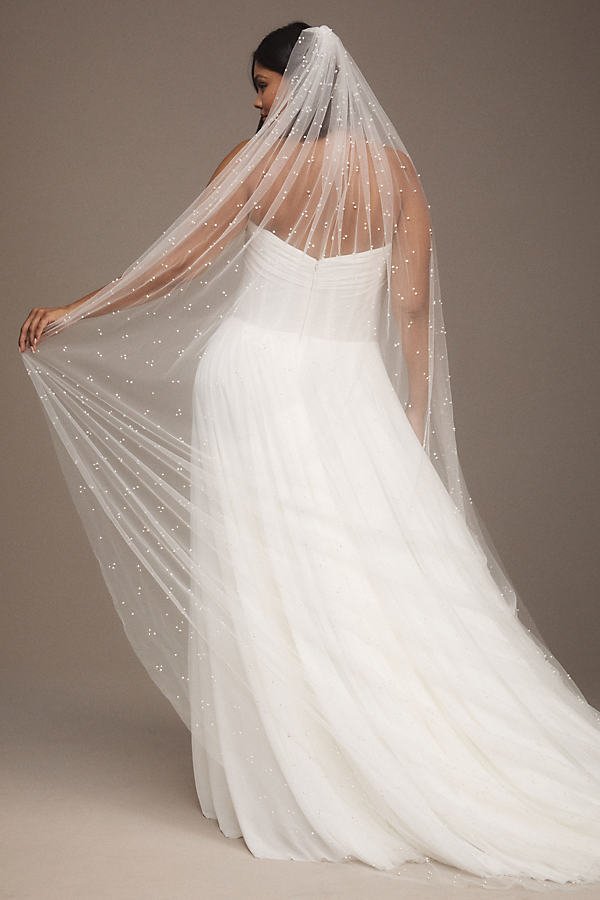 A. B. Ellie Roesia Pearl Cathedral Veil In White