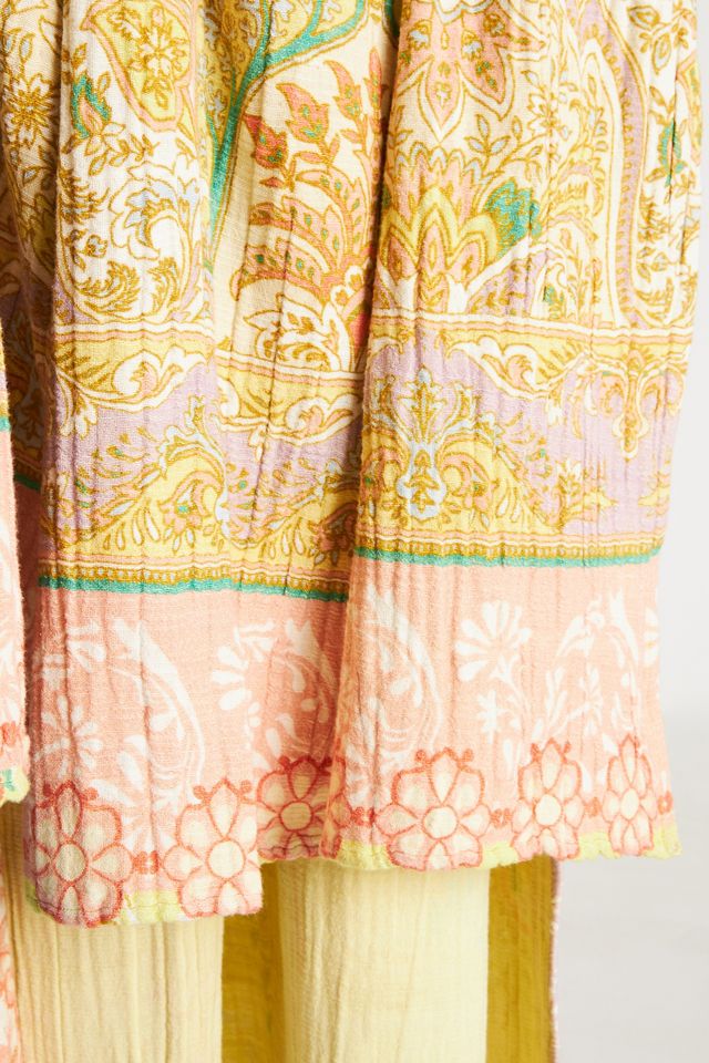 Iskra Throw Blanket #1