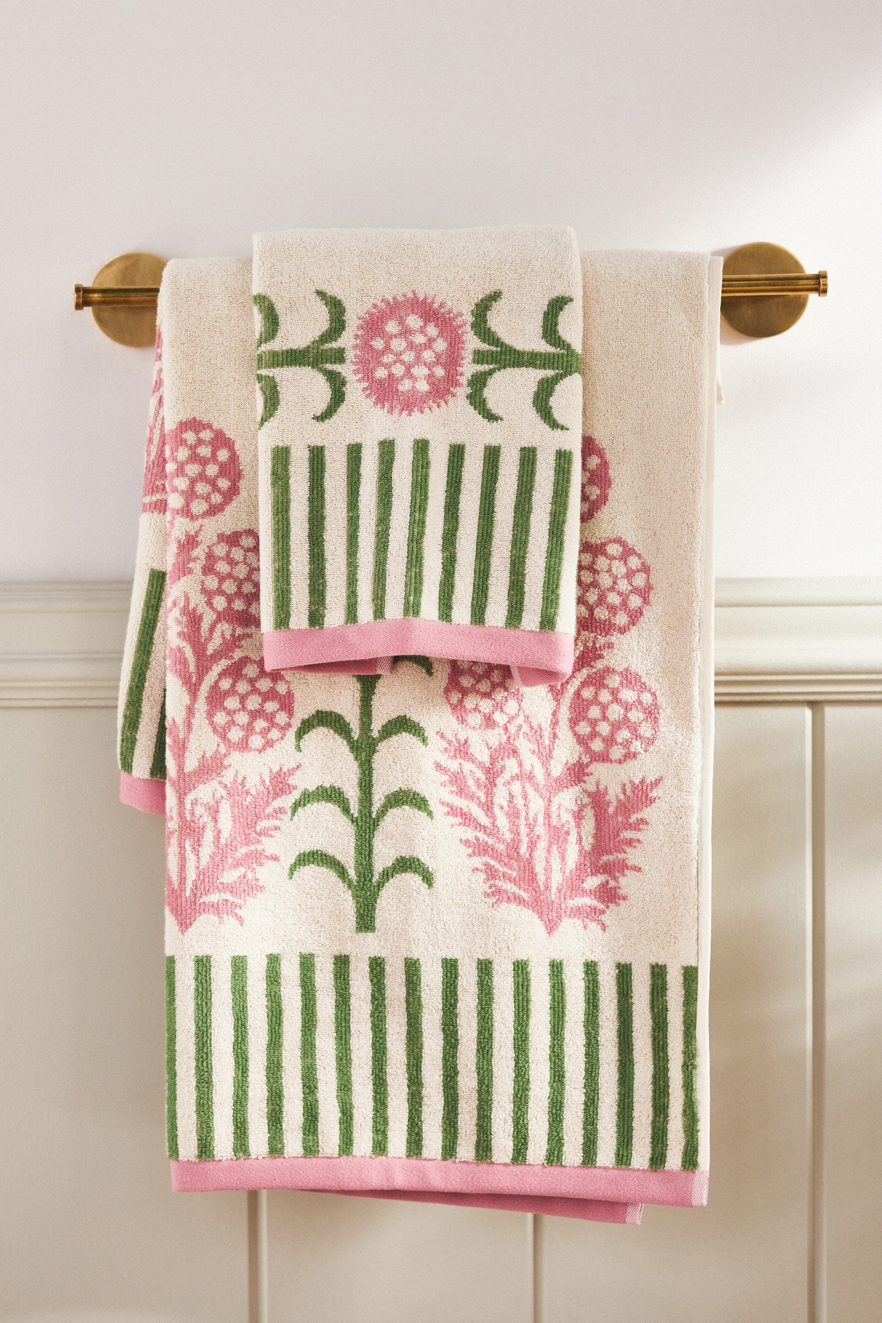 Ellen Merchant Cottage Bath Towel Collection