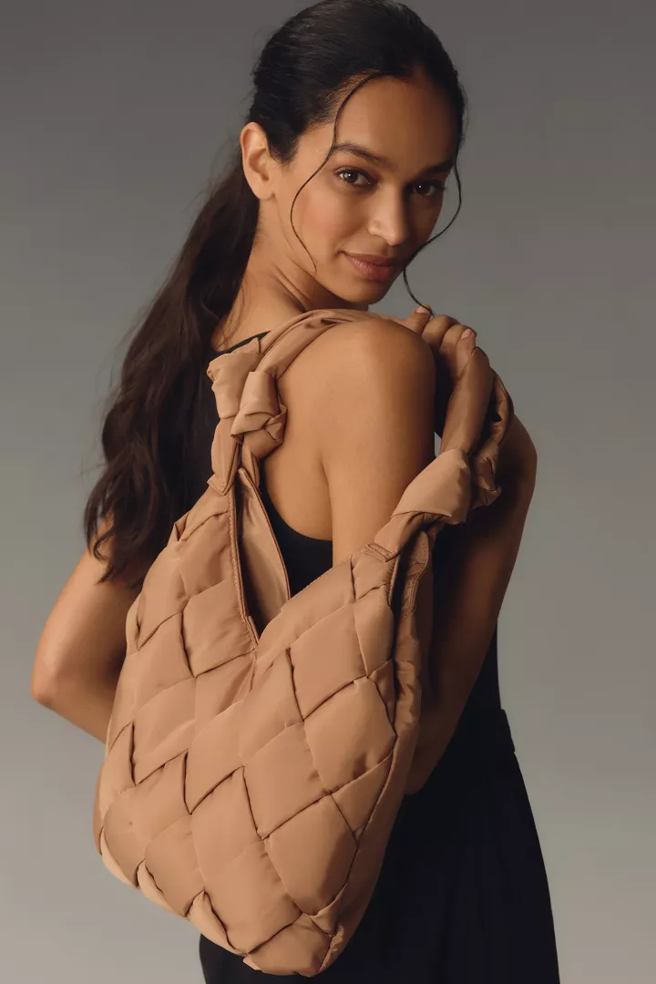 Look For Less - Knotted on The Go Bag