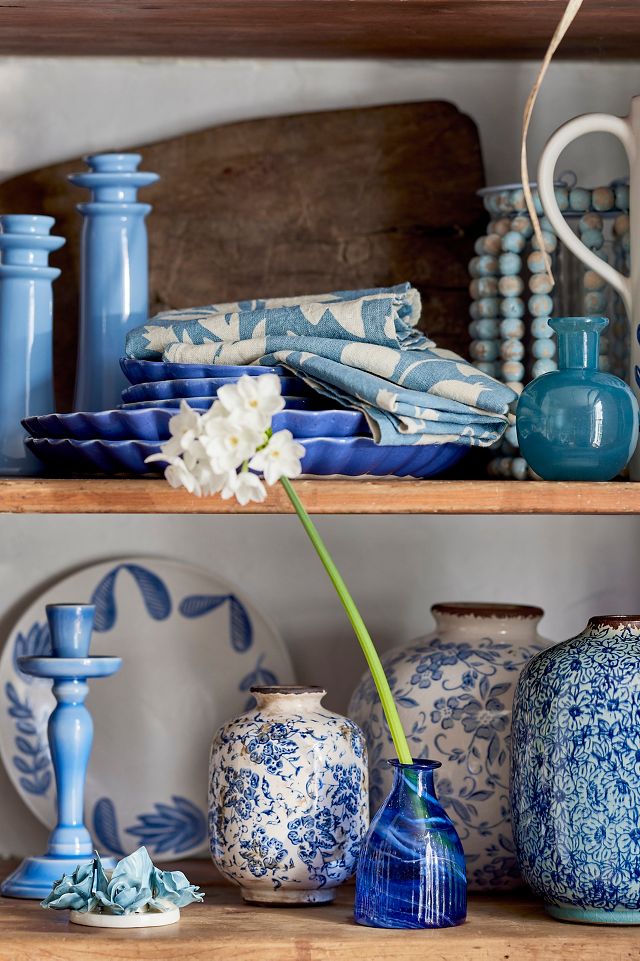 Blue Floral Ceramic Vase, Round Terrain