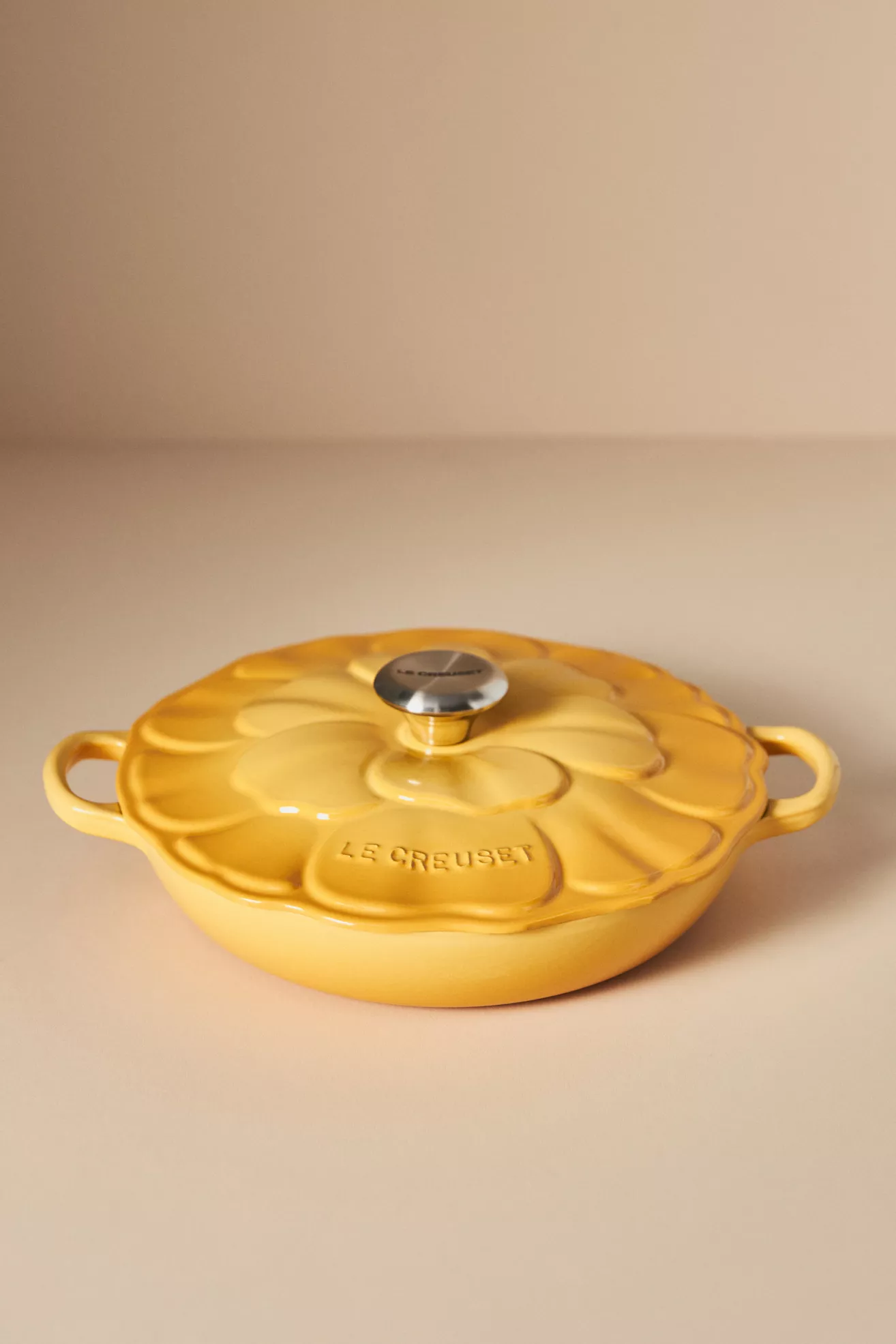 Le Creuset 2.25 QT Petal Braiser - thumbnail 7