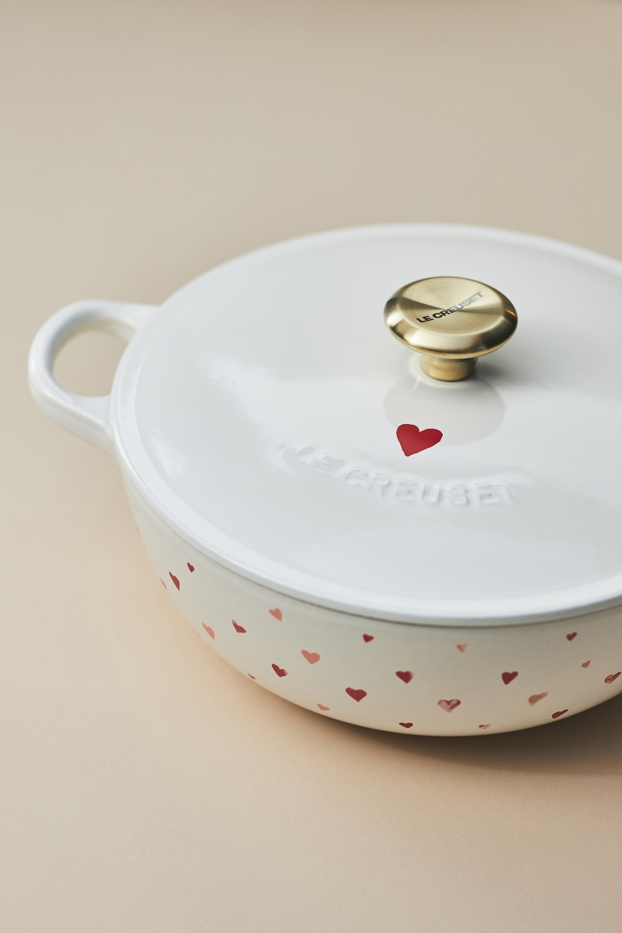 Le Creuset L'Amour Soup Pot