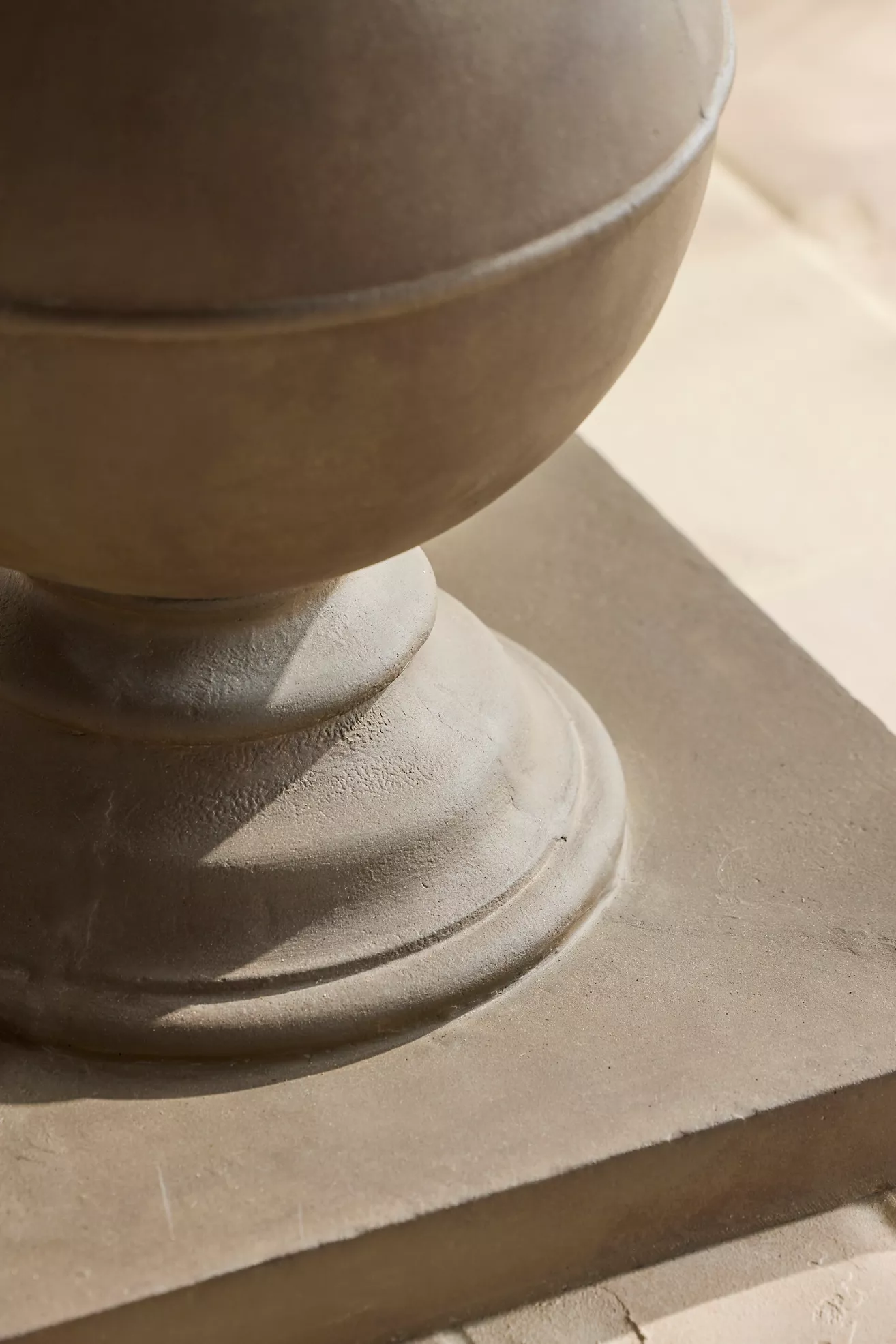 Hydra Stone Pedestal Foyer Table - thumbnail 3