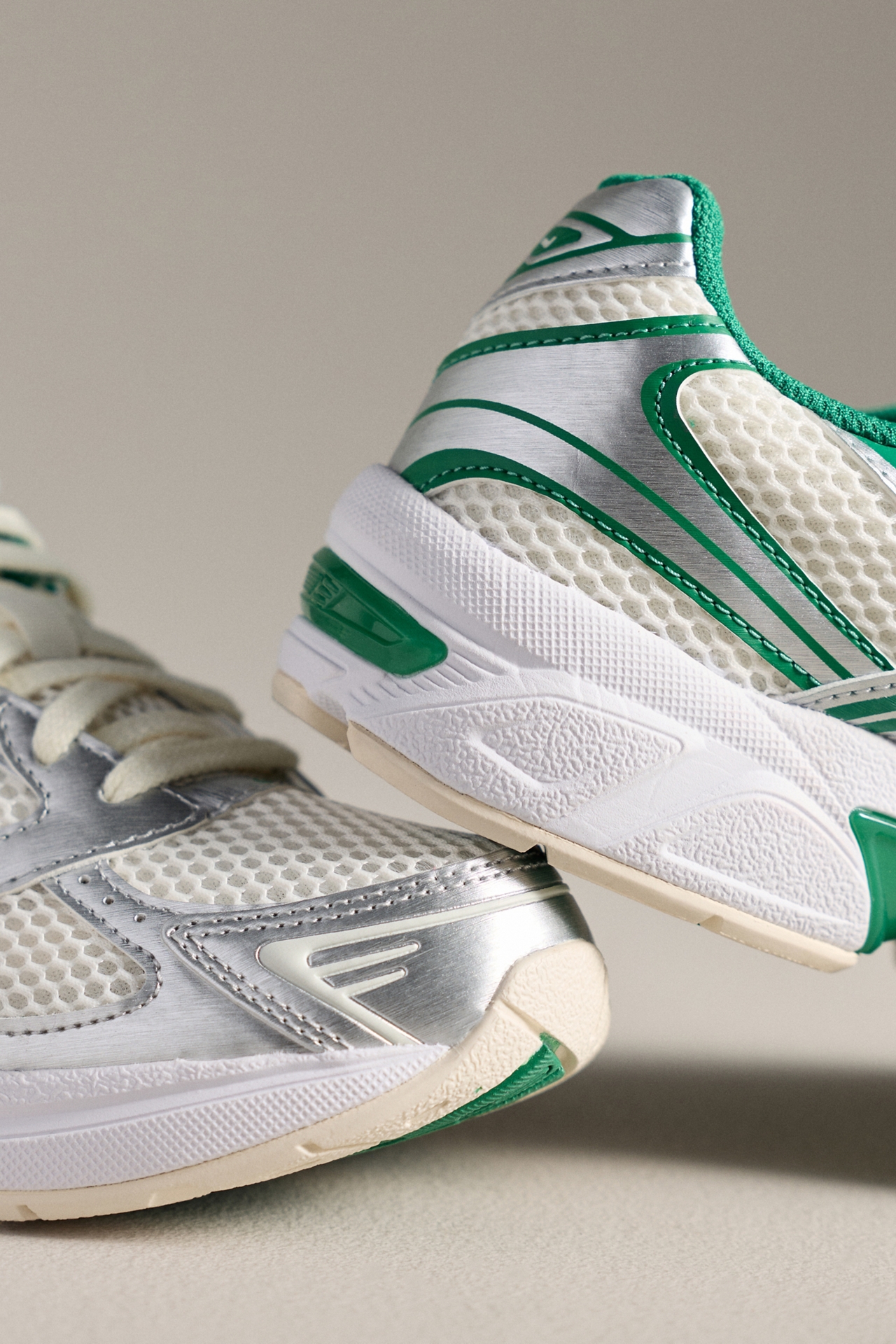 ASICS GEL-1130 Premium Sneakers