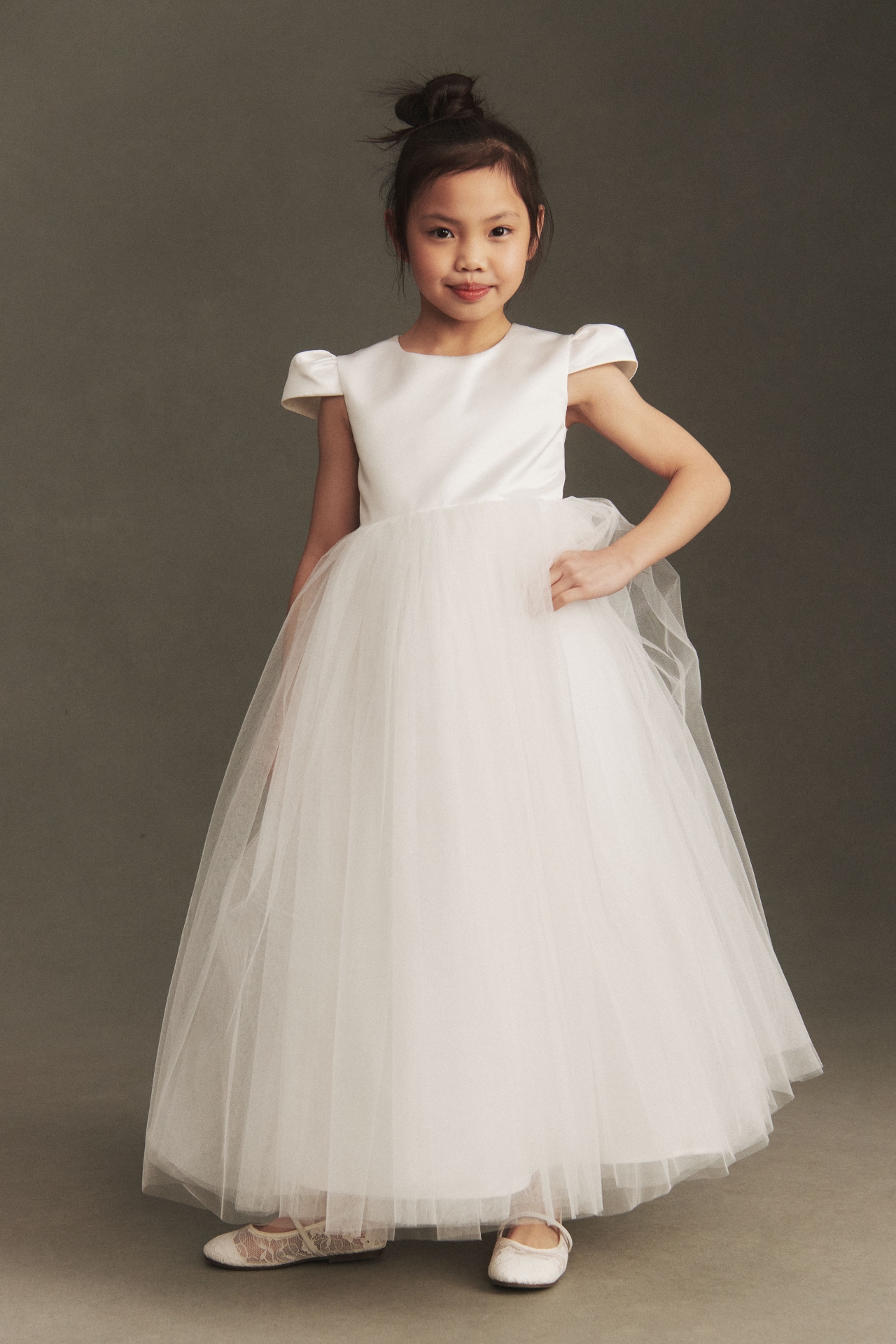 Gió Bespoke Shiva Flower Girl Dress