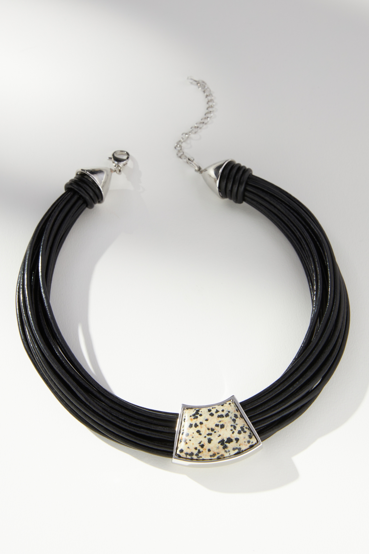 Metal Loop Cord Necklace