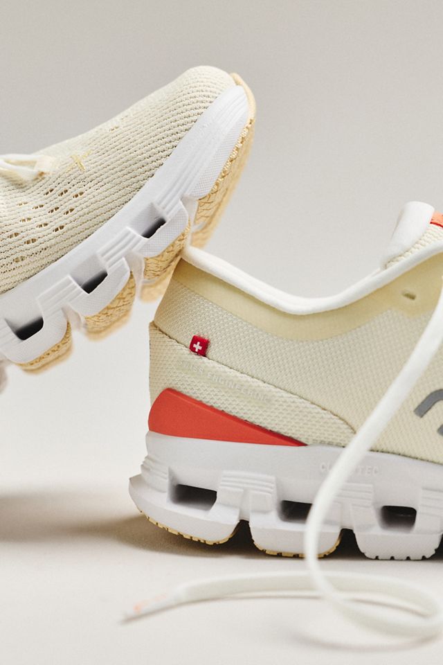 On Cloud X 4 Sneakers