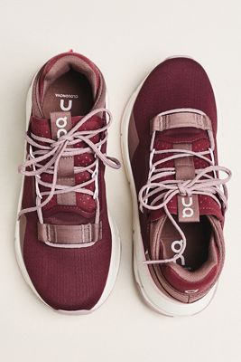 New Balance 204L Sneakers