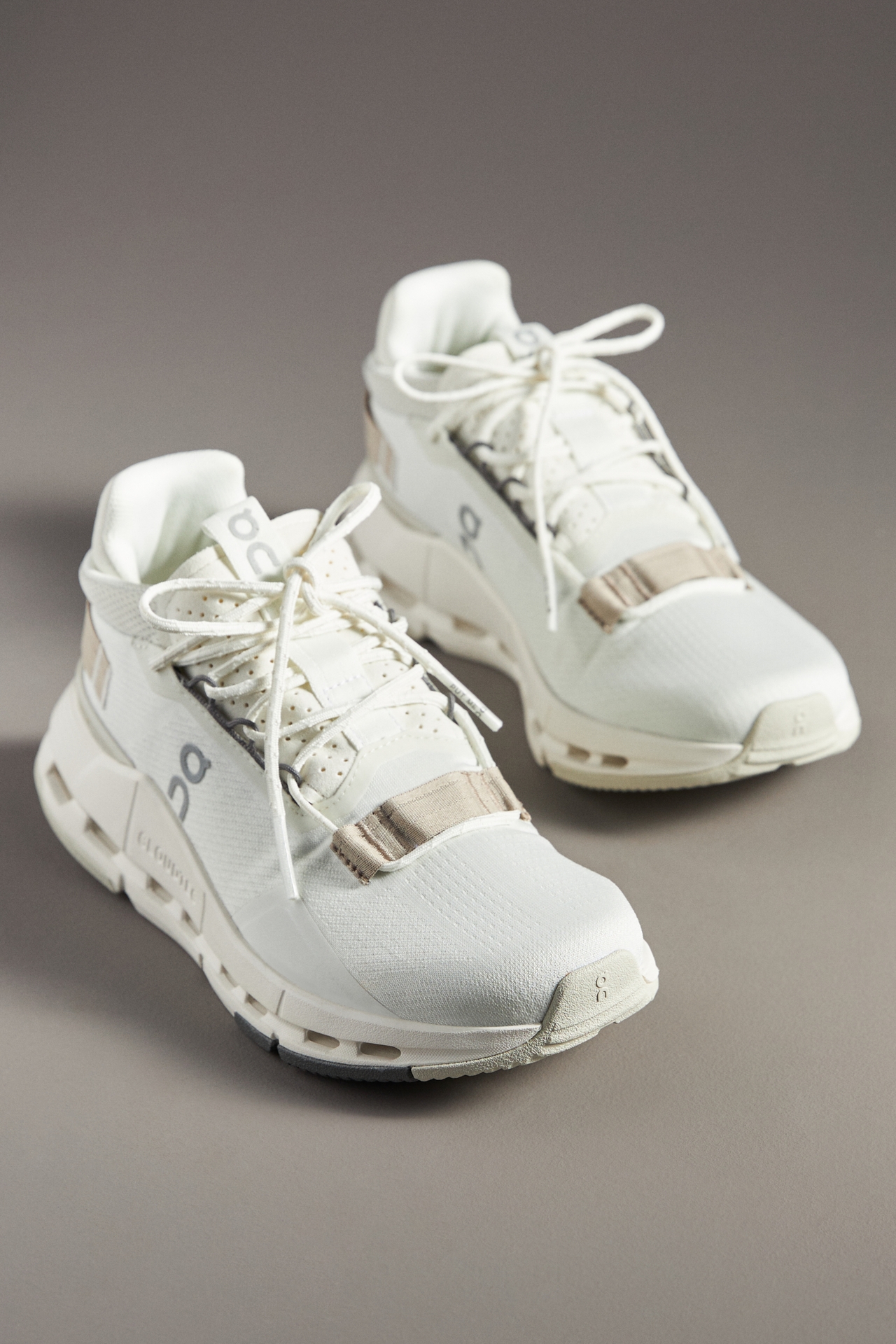 On Cloudnova 2 Sneakers