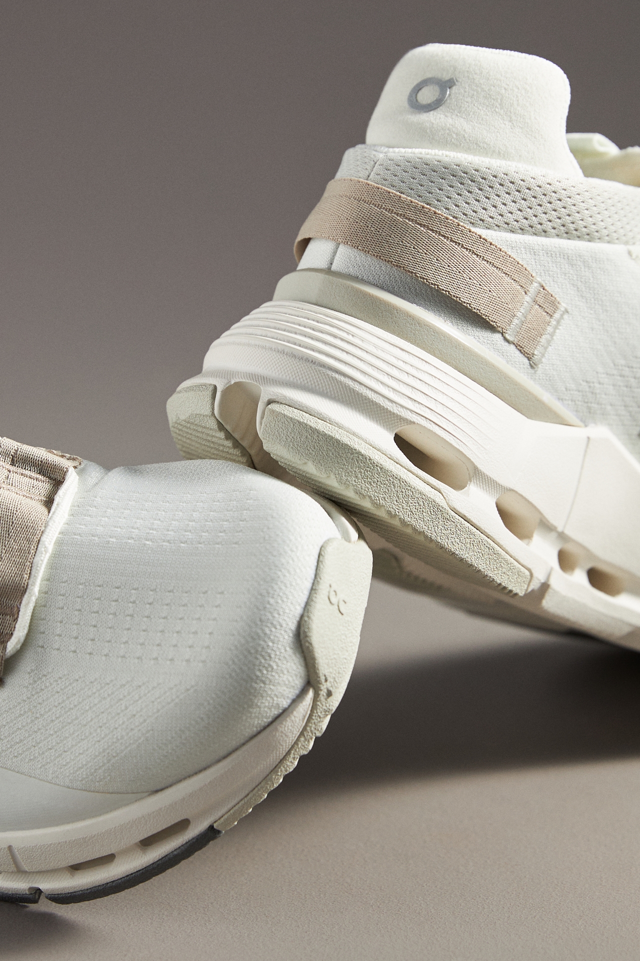 On Cloudnova 2 Sneakers