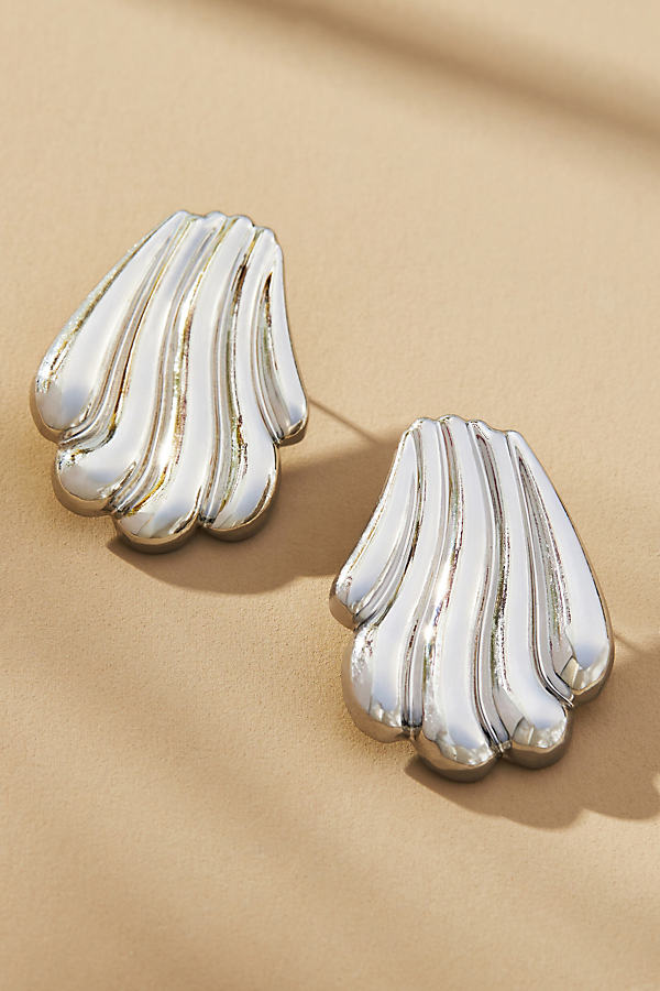 Serefina Vintage Clamshell Stud Earrings