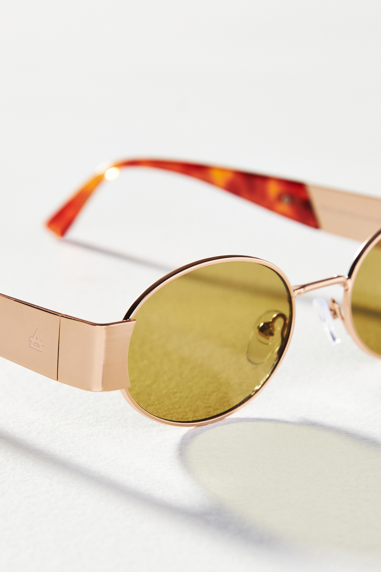 AIRE Mars Oval Sunglasses