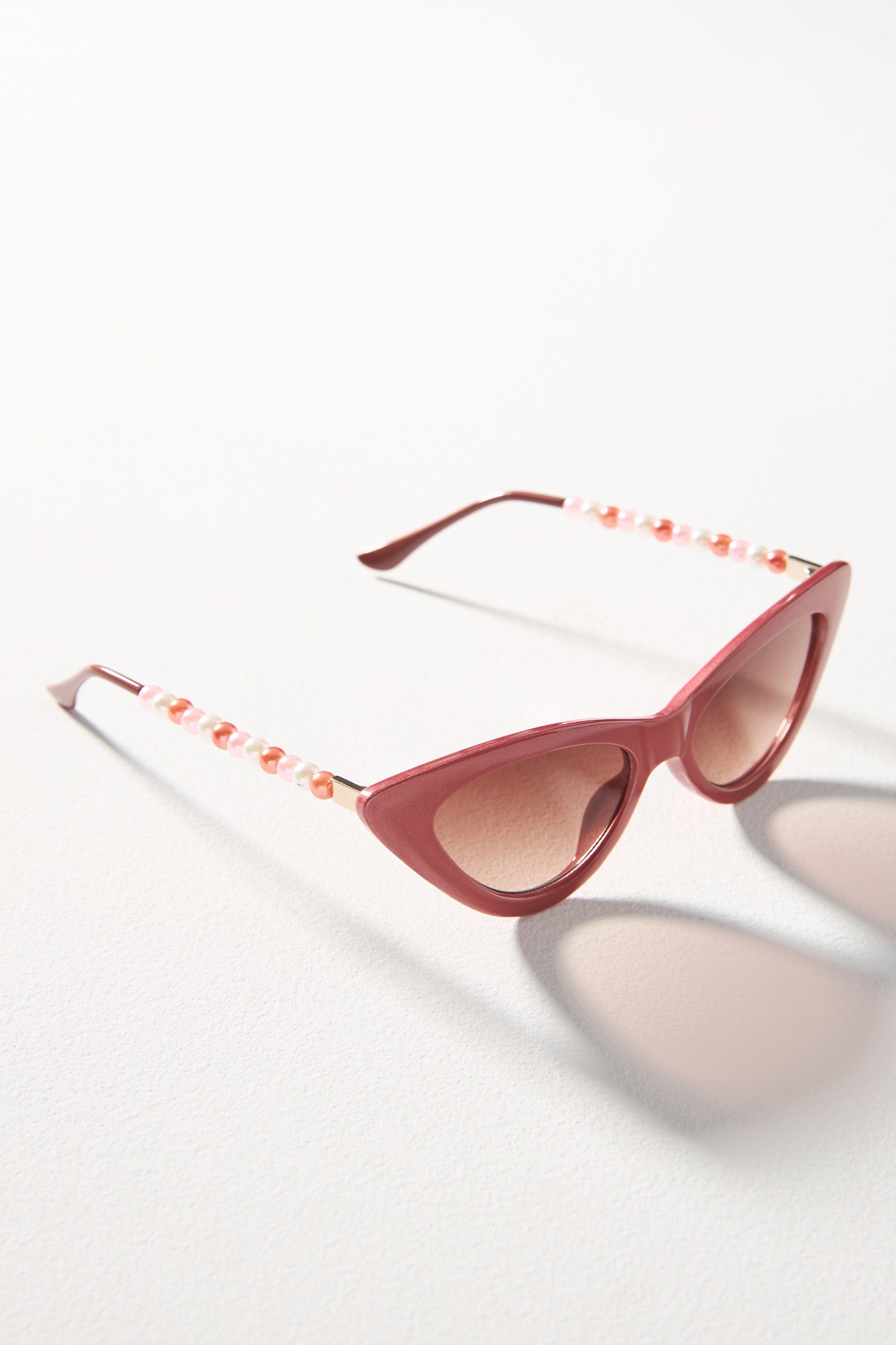 Chain Arm Cat-Eye Sunglasses