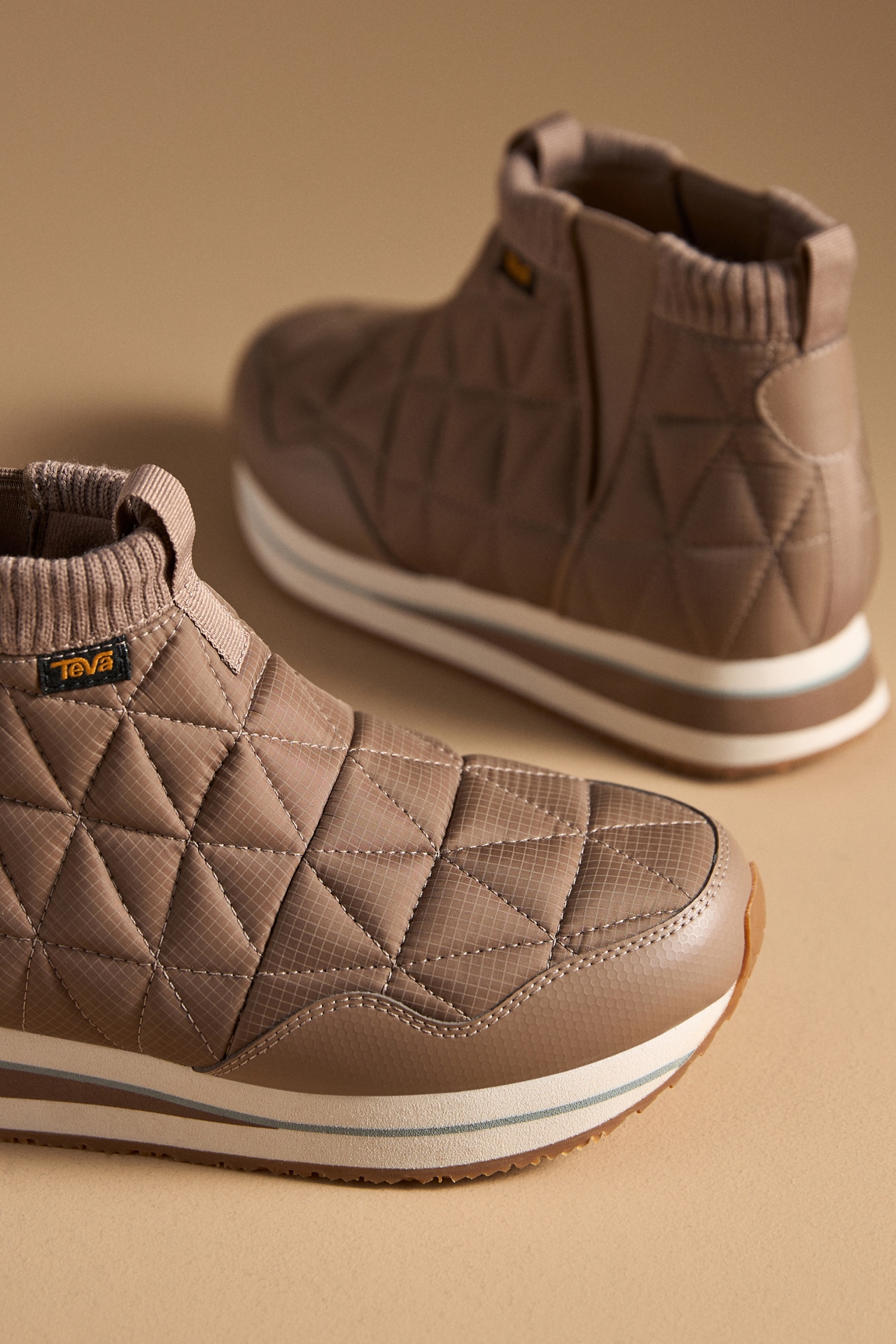 Teva ReEmber Mid Platform Boots
