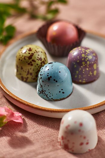 Aurora Grace Spring Pastel Chocolates, 5 Piece
