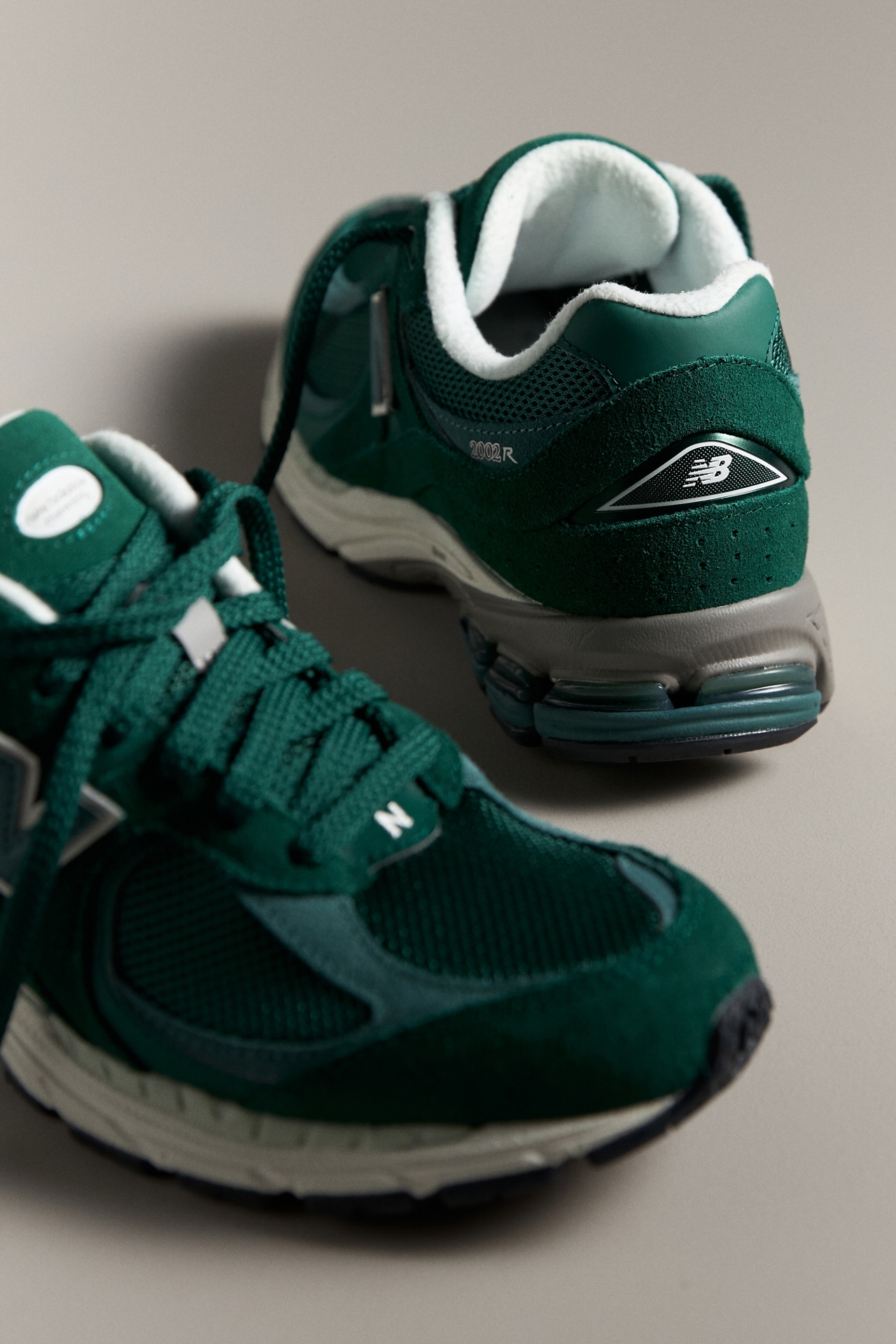 New Balance 2002 Premium Sneakers