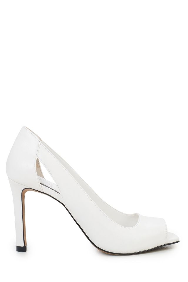 Vince camuto store peep toe shoes