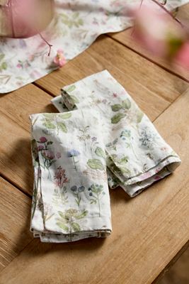 Botanical White Linen Napkins, Set of 2