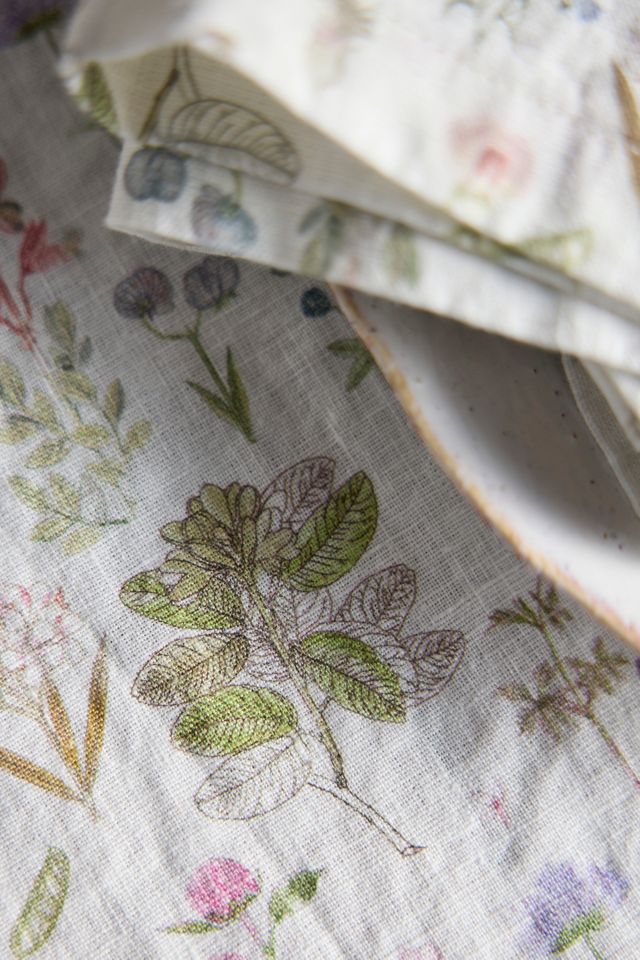 Botanical White Linen Tablecloth #4