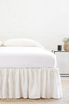 Pom Pom at Home Gathered Linen Bedskirt