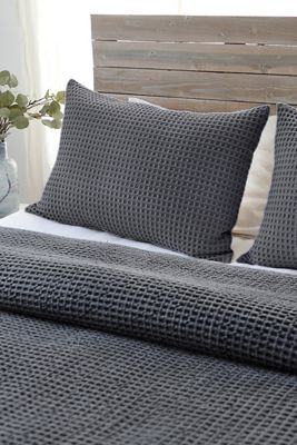 Pom Pom at Home Zuma Bed Blanket