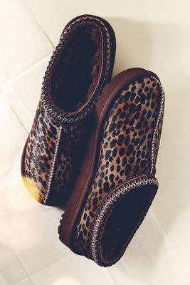 UGG® Tasman Caspian Slippers