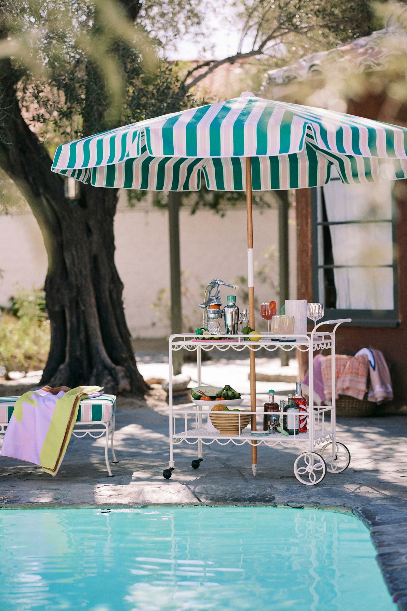 Business & Pleasure Co. The Al Fresco Bar Cart - White, One Size