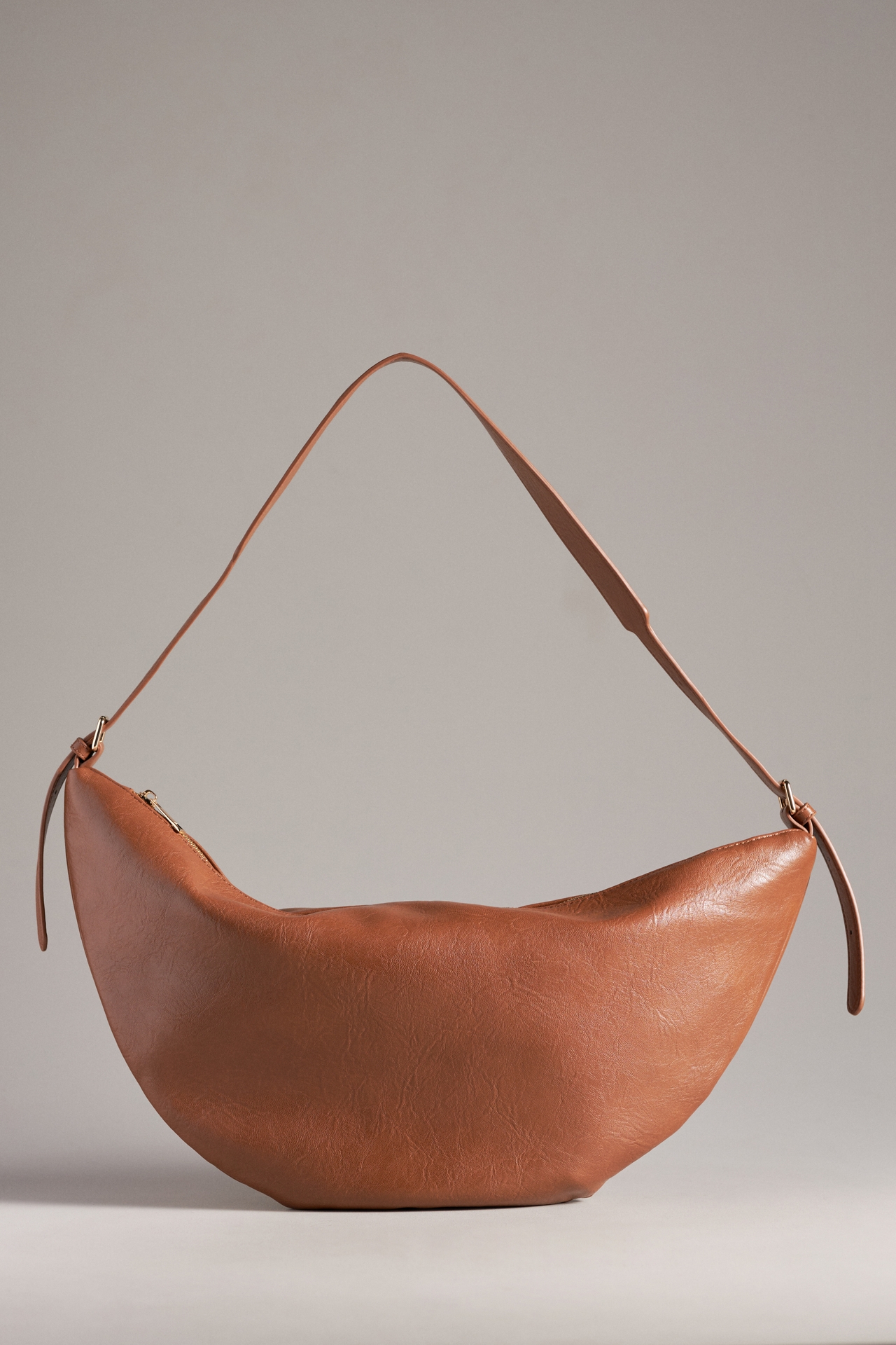 Après Oversized Slouchy Sling Bag