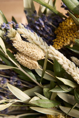 Dried Lavender, Yarrow + Olive Wreath - Thumbnail 4