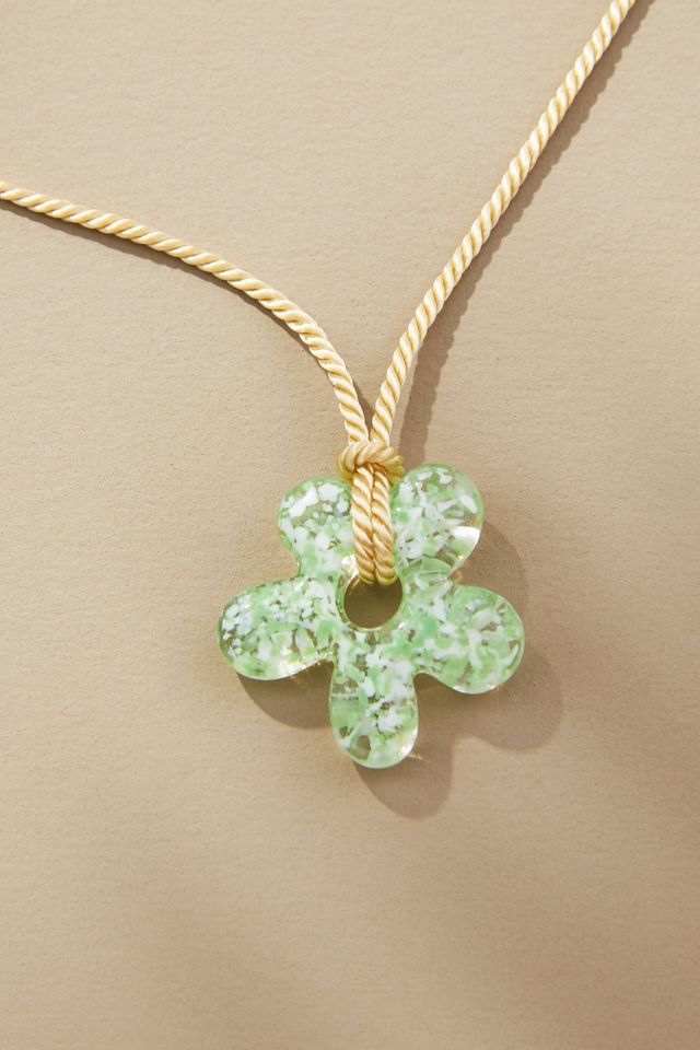 Retro Flower Pendant Necklace #1