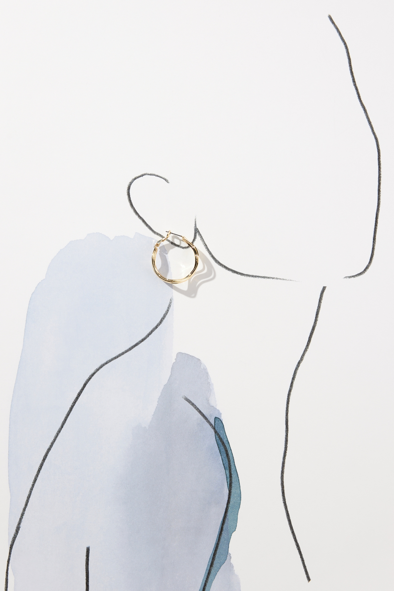 Curvy Hoop Earrings