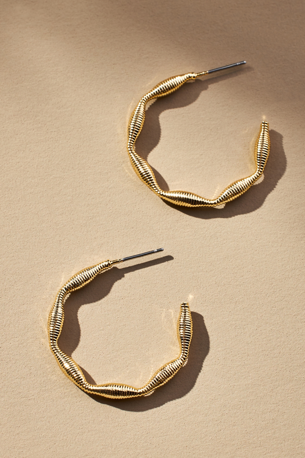 Ribbed Bean Hoop Earrings