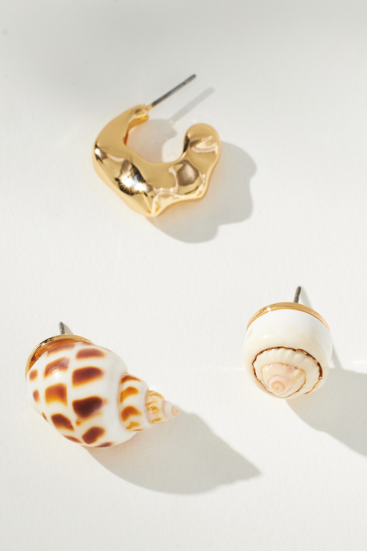 Shell Post Earrings, Set of 3