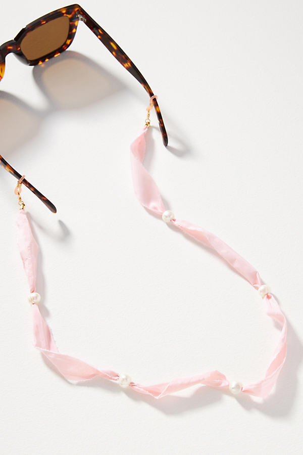Shop Frasier Sterling Pearl Ribbon Sunglasses Chain In Pink