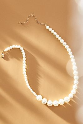 By Anthropologie Graduated Pearl Necklace In White